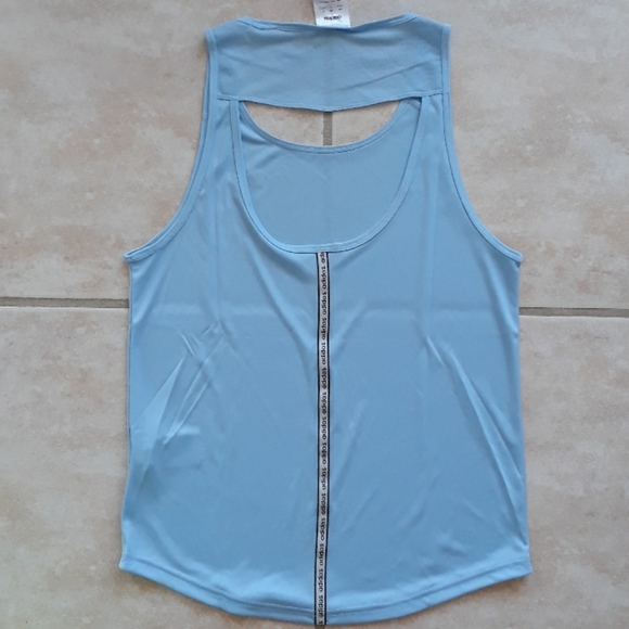 *Host Pick*Adidas ladies top - Picture 3 of 8